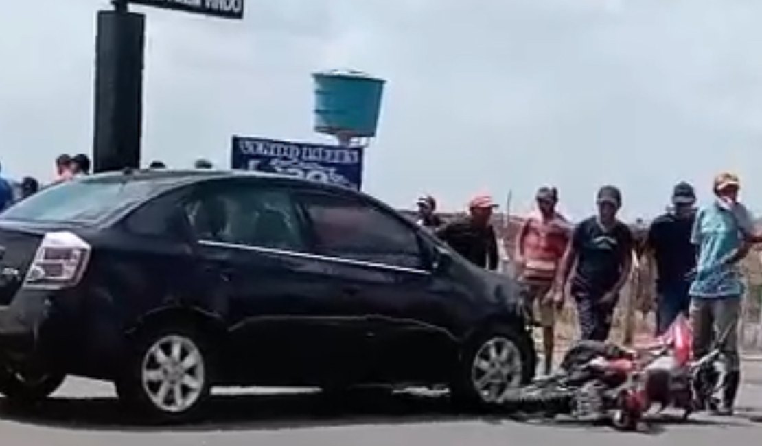 Colisão entre carro e moto deixa casal ferido no trevo da AL-110, em Coité do Nóia