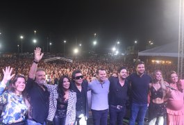 Após dia de inaugurações, Prefeitura de Traipu promove shows de Natanzinho Lima e Calcinha Preta; Assista