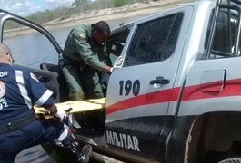 Capota viatura da PM que acompanhava a Tocha Olímpica