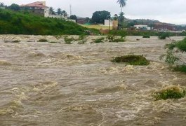 Fortes chuvas deixam cinco cidades de Alagoas em estado de alerta