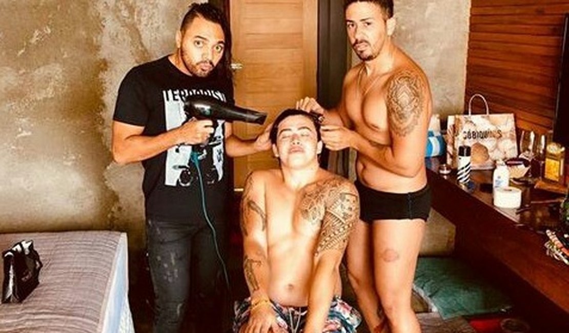 Carlinhos Maia e Tirullipa ‘arrumam’ Whindersson Nunes para o casamento: 'Ficando linda'