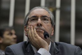 Acuado, Cunha é acusado por deputados de fazer chantagem e de agir por interesses pessoais
