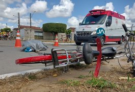 VÍDEO. Homem perde controle de bicicleta, bate com a cabeça no chão e morre em via pública, em Arapiraca