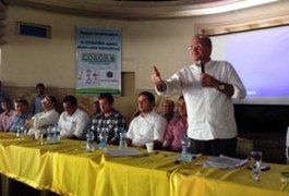 Renan participa de reunião com cerca de mil agricultores em Arapiraca