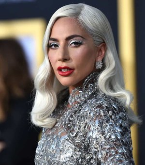 Mesmo após polêmica com a filha, pai de Lady Gaga reforça apoio a Donald Trump
