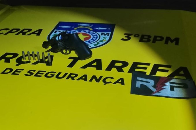 Homem é preso por porte ilegal de arma durante Carnaval em Taquarana