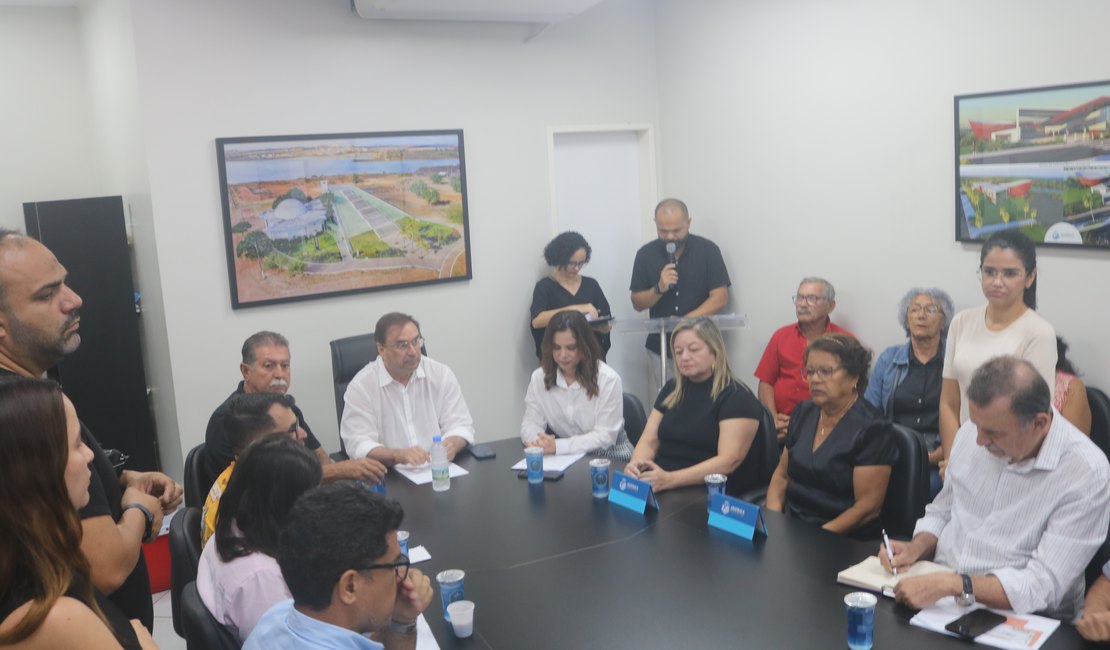 Luciano Barbosa autoriza ampliação do CREAS e construção do CRAS Itapoã em Arapiraca; assista