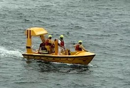 Criança pula de cruzeiro da Disney e pai se joga no mar para salvá-la