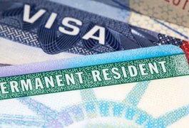 Governo Trump congela emissão de vistos para cidadãos do Brasil e de mais 74 países