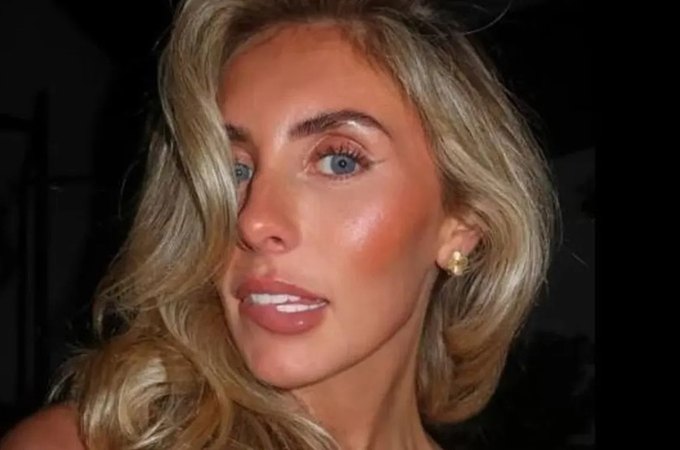 Influenciadora que fez sexo com mais de mil homens em 12 horas quer 'golden shower' em chá de bebê