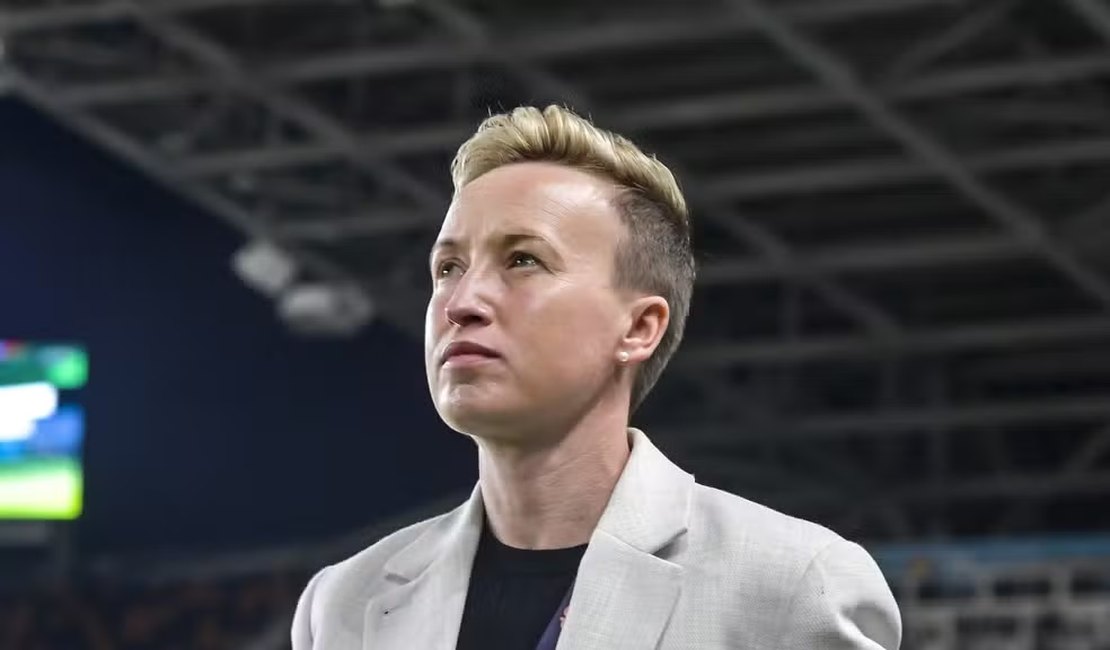 Fifa tira seis pontos do Canadá e suspende técnica Bev Priestman por um ano