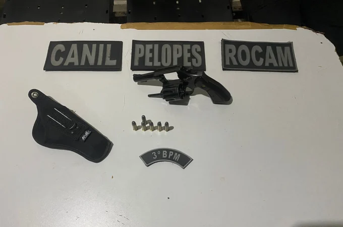 Advogado conhecido em Arapiraca é preso após ser flagrado com revólver em carro estacionado na contramão: 'Não sei de arma nenhuma'