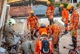 Bombeiros confirmam sétima vítima fatal em queda de prédio em Fortaleza