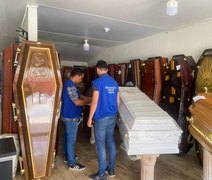 Procon Alagoas faz pesquisa de preços com produtos e serviços mais procurados no dia de Finados