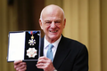 Morre David Nabarro, médico britânico que liderou resposta da ONU a crises como Ebola e covid-19