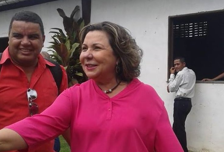 Tereza Nelma pretende criar Centro de Reabilitação modelo em Alagoas