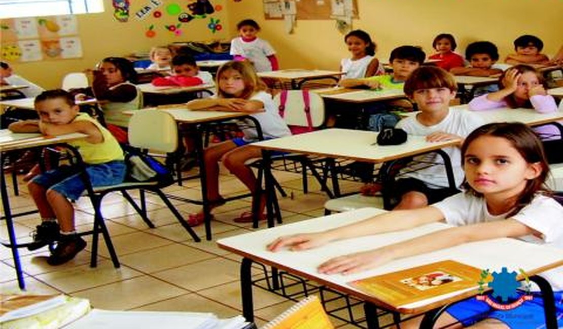 Mais da metade dos alunos do 3º ano do ensino fundamental são analfabetos funcionais, diz pesquisa