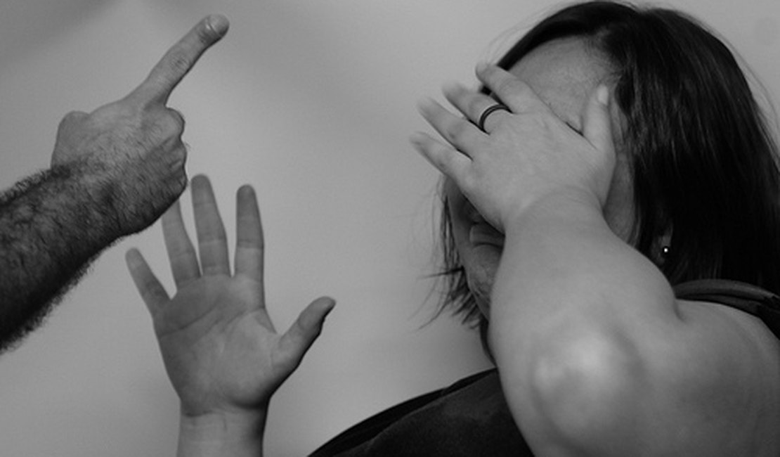 Mãe é agredida pelo próprio filho no bairro Planalto, em Arapiraca