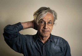 Caetano Veloso rebate uso de vídeo antigo e cogita processo por fake News contra cantora